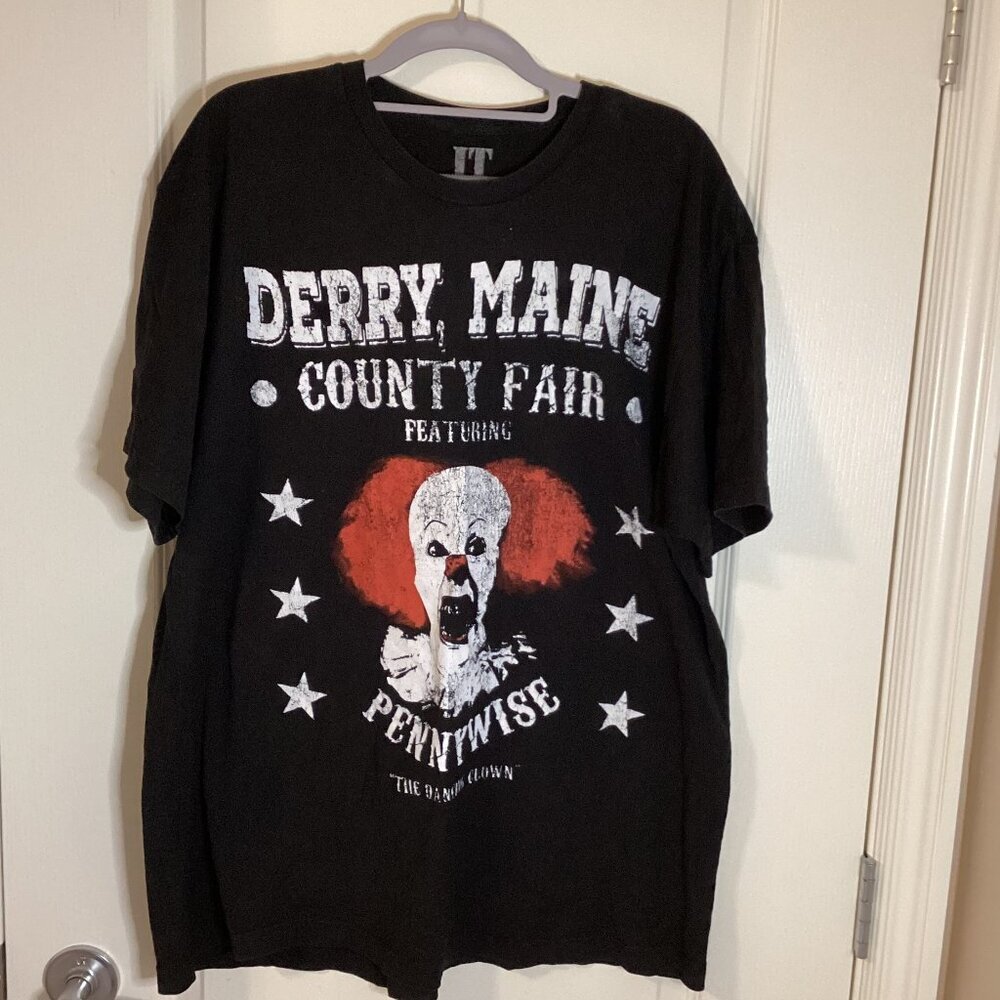 Stephen King's "IT" Movie Graphic T-Shirt Pennywise the Dancing Clown Size XL